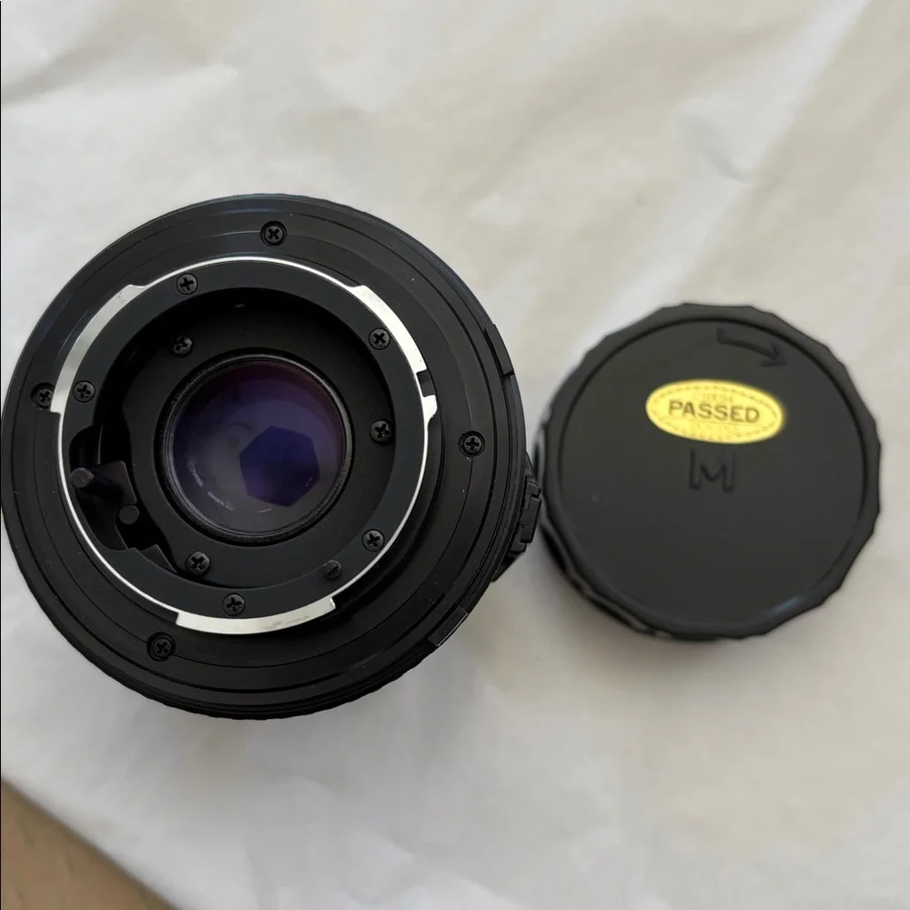 Sakar for Minolta 28mm f/2.8 Wide-Angle Lens
